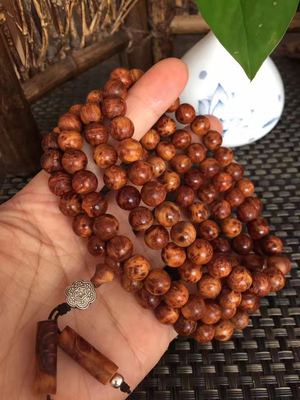 崖柏瘤疤手串:經典紅油料,懸崖上的珍寶