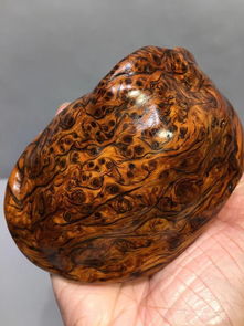 太行崖柏陳化料手把件 掌中的自然韻味與無限趣味